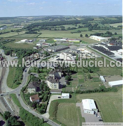 Photo aérienne de Avallon