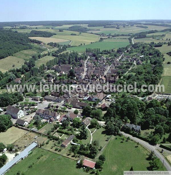 Photo aérienne de La Fert-Loupire