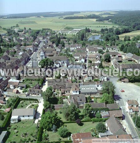 Photo aérienne de Arces-Dilo