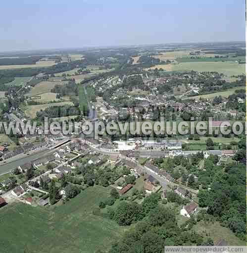 Photo aérienne de Rogny-les-Sept-cluses