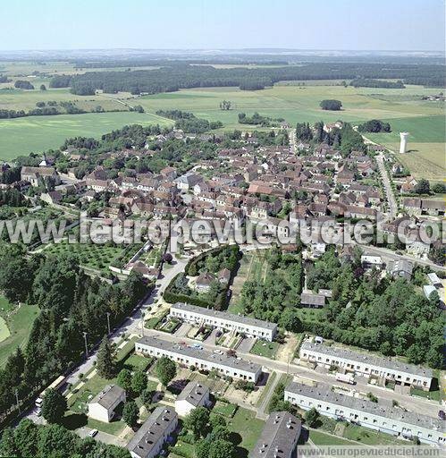 Photo aérienne de Flogny-la-Chapelle