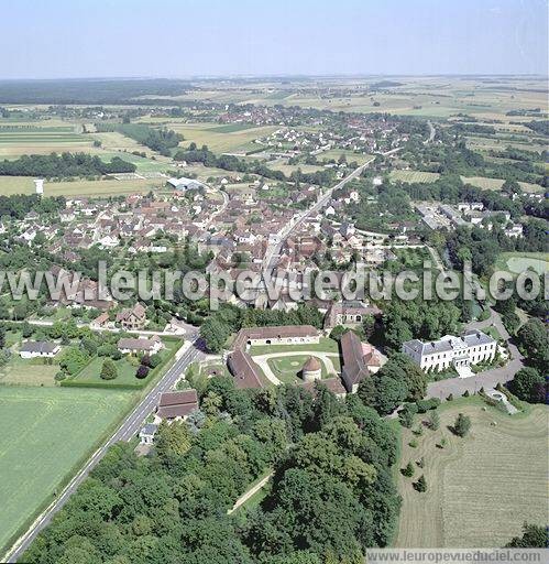 Photo aérienne de Flogny-la-Chapelle