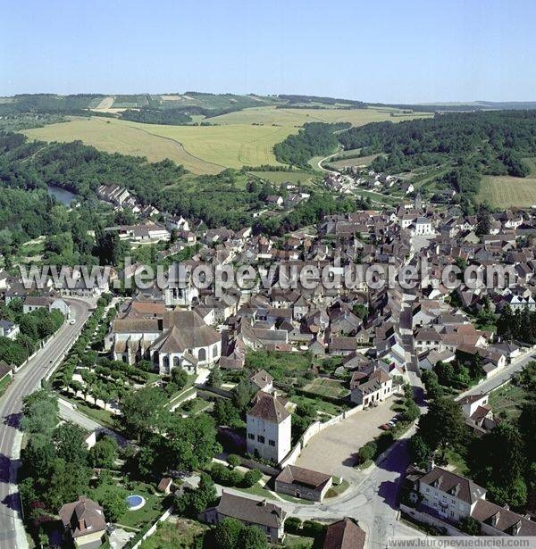 Photo aérienne de Cravant