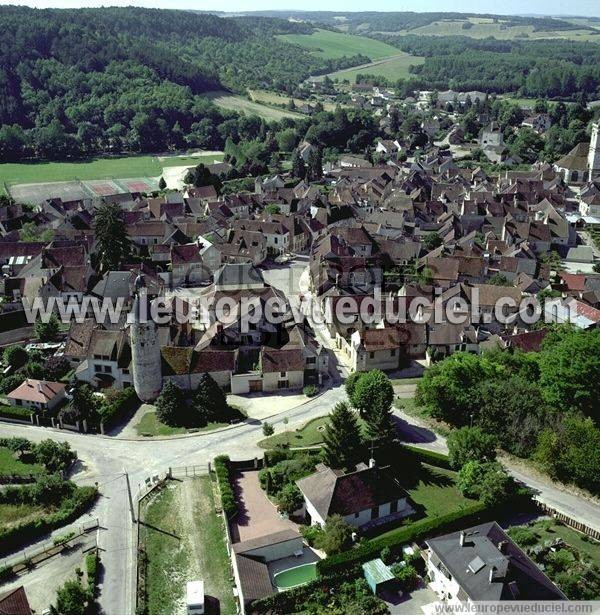 Photo aérienne de Cravant