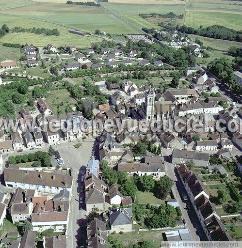 Photo aérienne de Coulanges-sur-Yonne