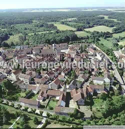 Photo aérienne de Cruzy-le-Chtel