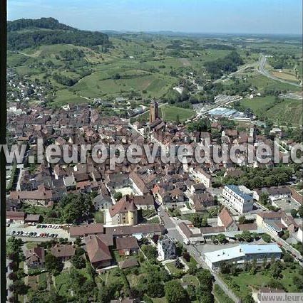 Photo aérienne de Arbois