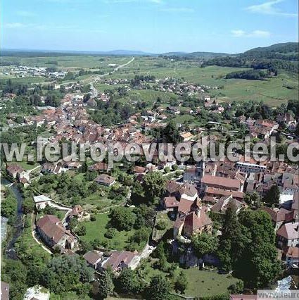 Photo aérienne de Arbois