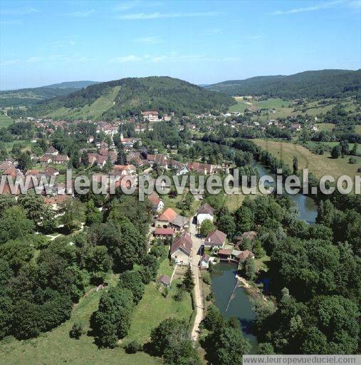 Photo aérienne de Port-Lesney