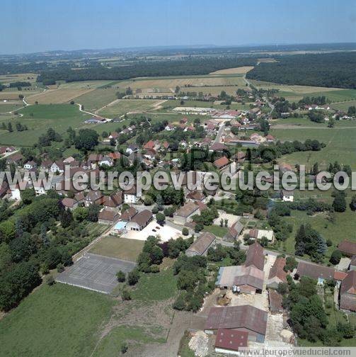 Photo aérienne de Rahon