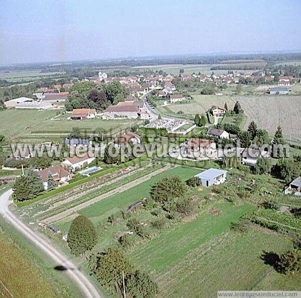 Photo aérienne de Perrigny-sur-l'Ognon