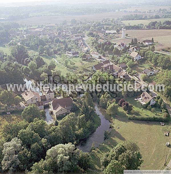 Photo aérienne de Noiron-sur-Bze