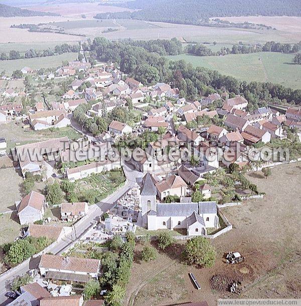 Photo aérienne de Villecomte