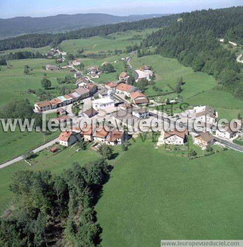 Photo aérienne de Château-des-Prés