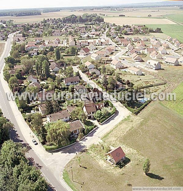 Photo aérienne de Noiron-sous-Gevrey