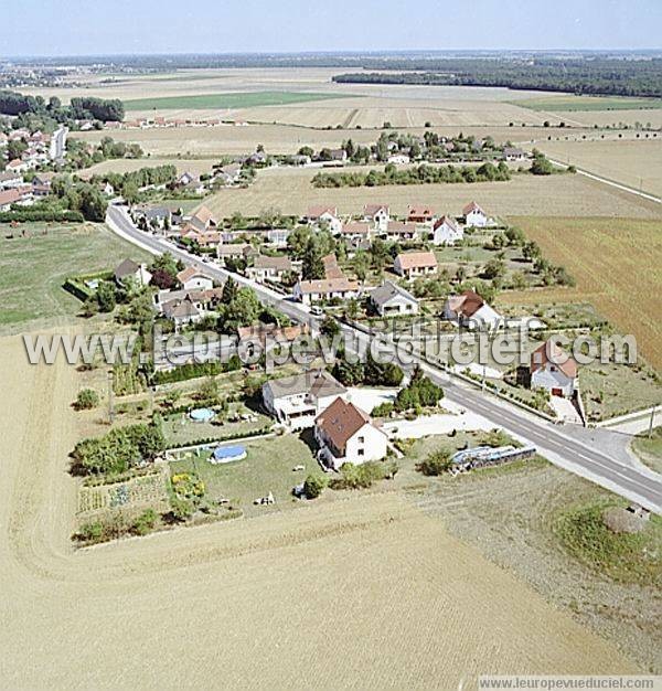 Photo aérienne de Noiron-sous-Gevrey