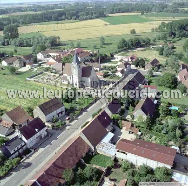 Photo aérienne de Longwy-sur-le-Doubs