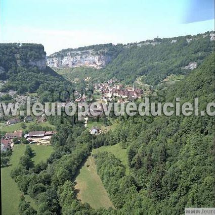 Photo aérienne de Baume-les-Messieurs