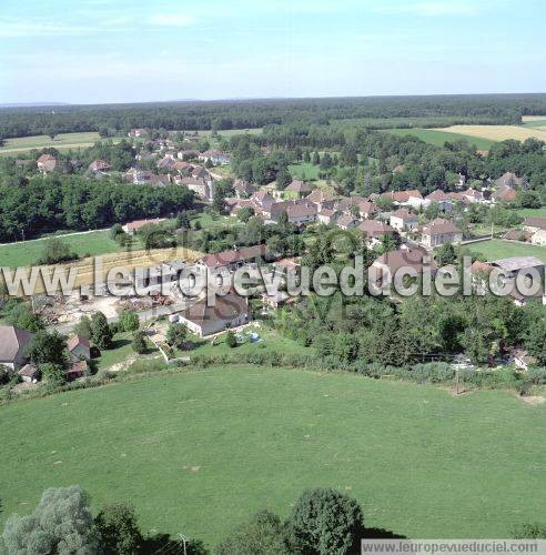 Photo aérienne de Montbarrey