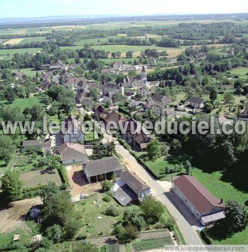 Photo aérienne de Montbarrey