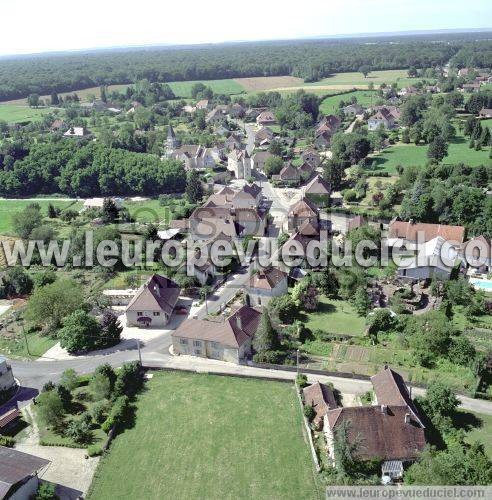 Photo aérienne de Montbarrey