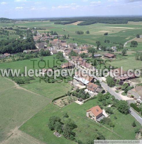 Photo aérienne de Brans