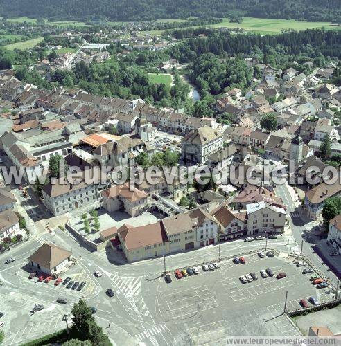 Photo aérienne de Champagnole