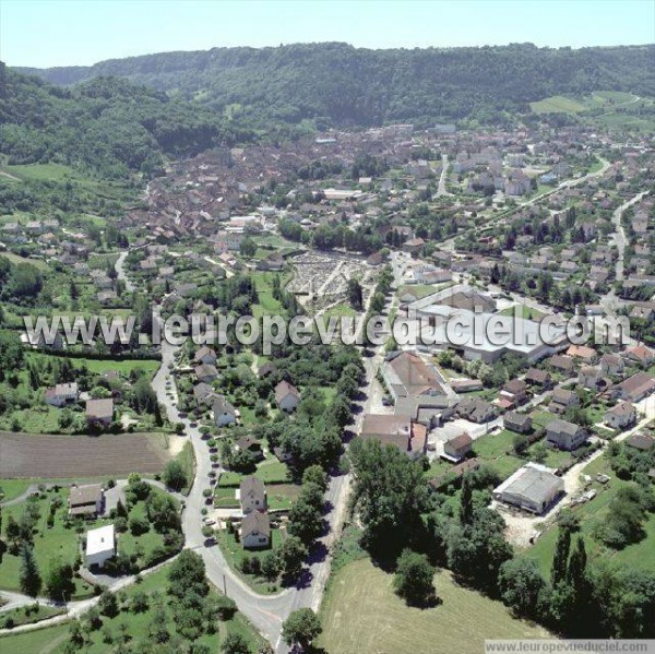 Photo aérienne de Poligny