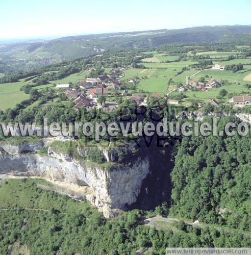 Photo aérienne de Granges-sur-Baume