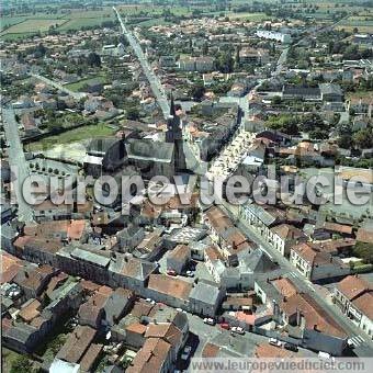 Photo aérienne de Le May-sur-vre