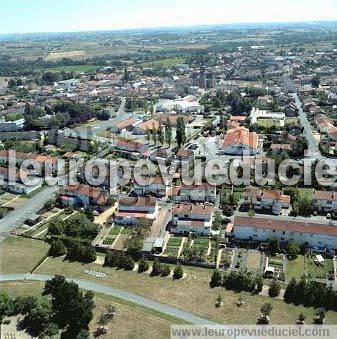 Photo aérienne de Le May-sur-vre