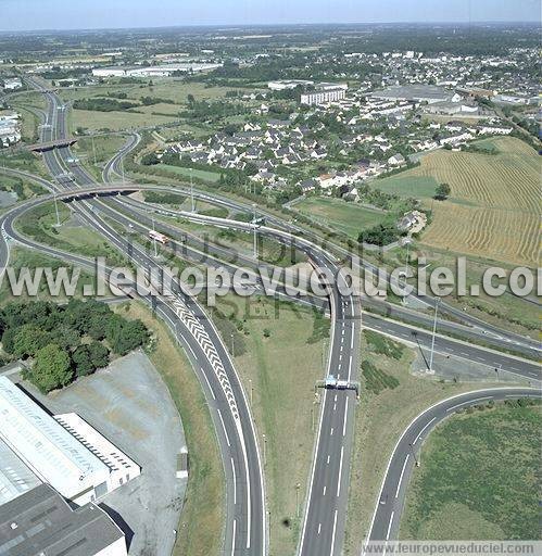 Photo aérienne de Saint-Barthlemy-d'Anjou