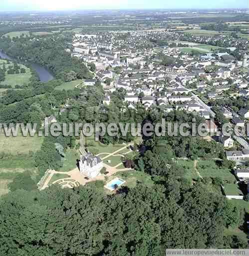 Photo aérienne de Montreuil-Juign