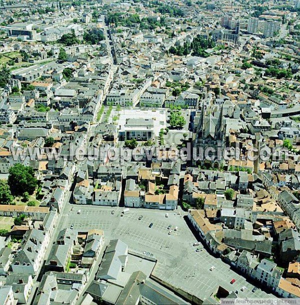 Photo aérienne de Cholet