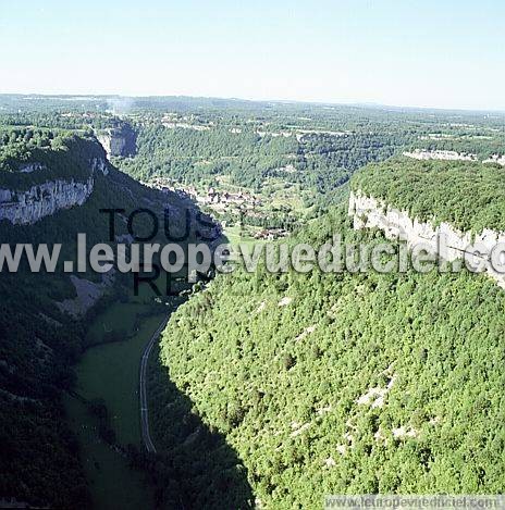 Photo aérienne de Baume-les-Messieurs