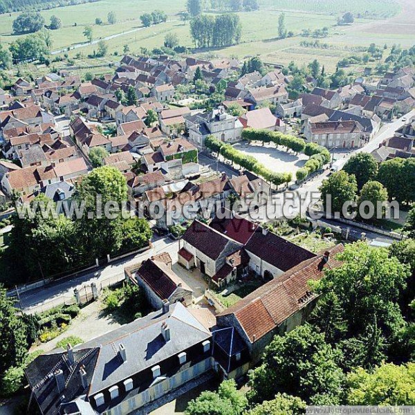 Photo aérienne de Grancey-sur-Ource