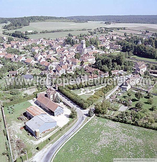 Photo aérienne de Voulaines-les-Templiers