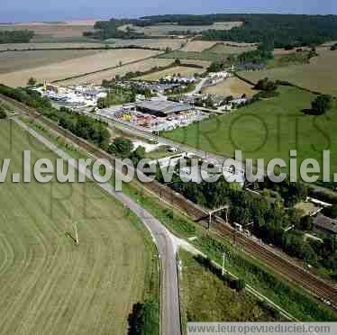 Photo aérienne de Fain-ls-Montbard