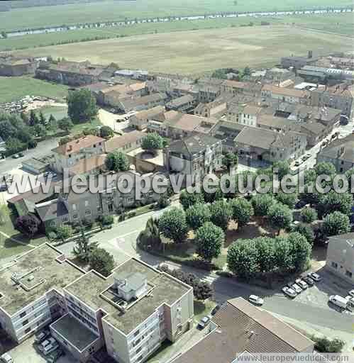 Photo aérienne de Saint-Laurent-sur-Sane