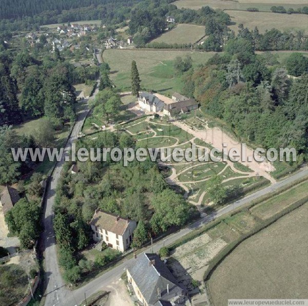 Photo aérienne de La Celle-en-Morvan