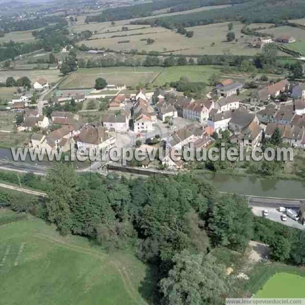 Photo aérienne de Saint-Brain-sur-Dheune