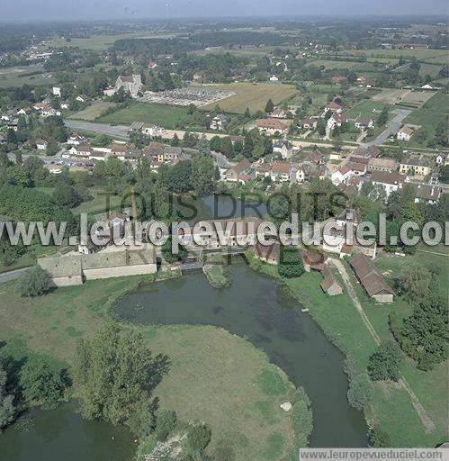 Photo aérienne de Branges