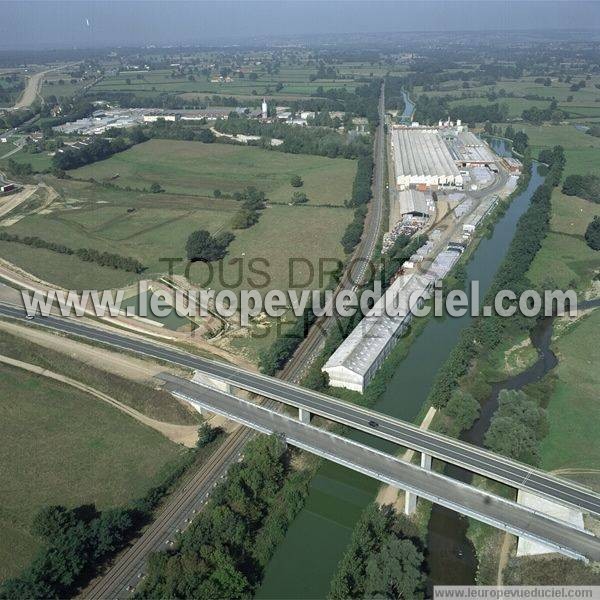 Photo aérienne de Vitry-en-Charollais