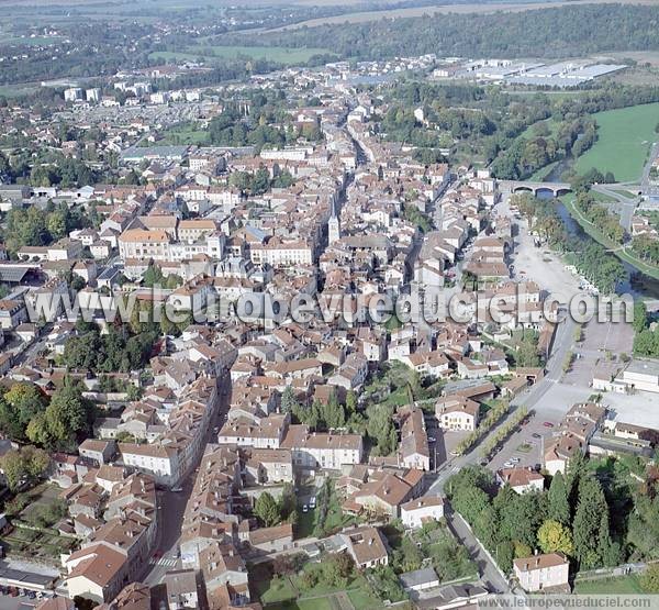 Photo aérienne de Mirecourt