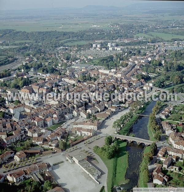 Photo aérienne de Mirecourt