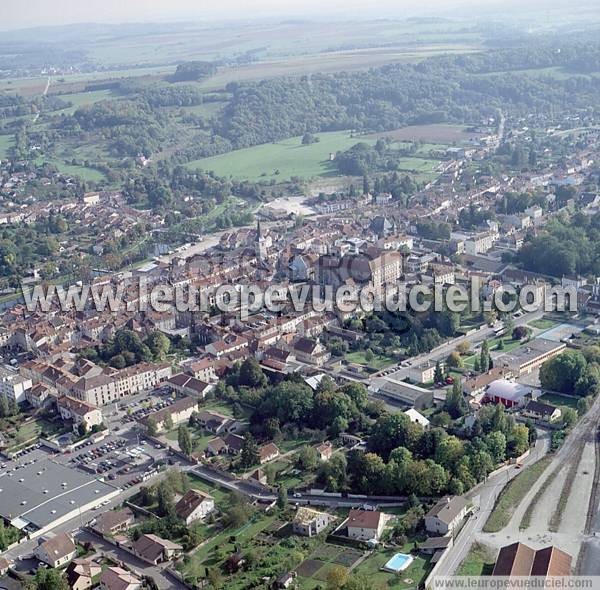 Photo aérienne de Mirecourt