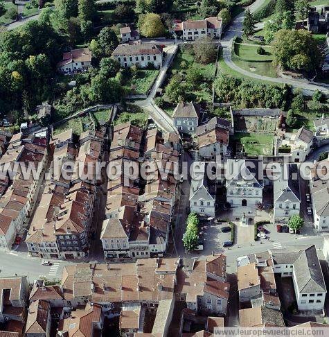 Photo aérienne de Vaucouleurs