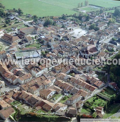 Photo aérienne de Vaucouleurs