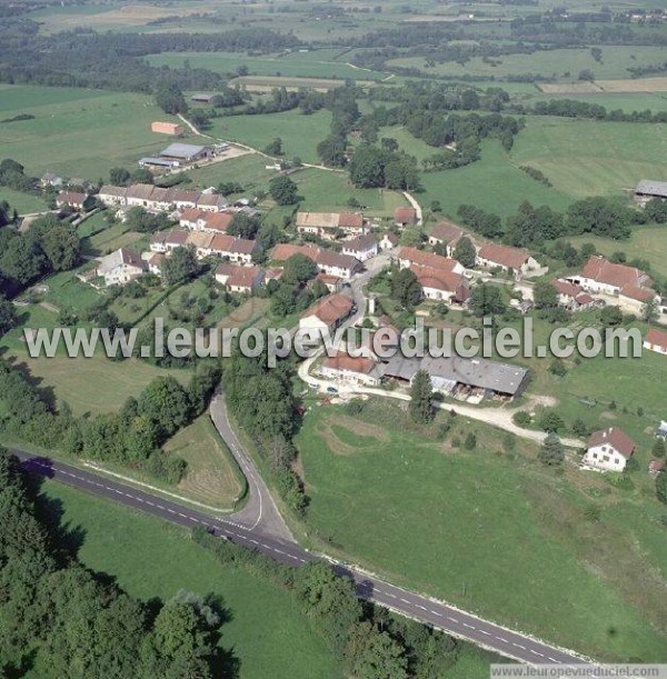 Photo aérienne de Charzier