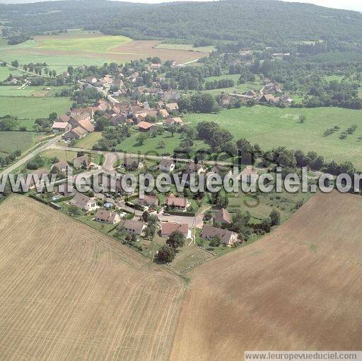 Photo aérienne de Ougney